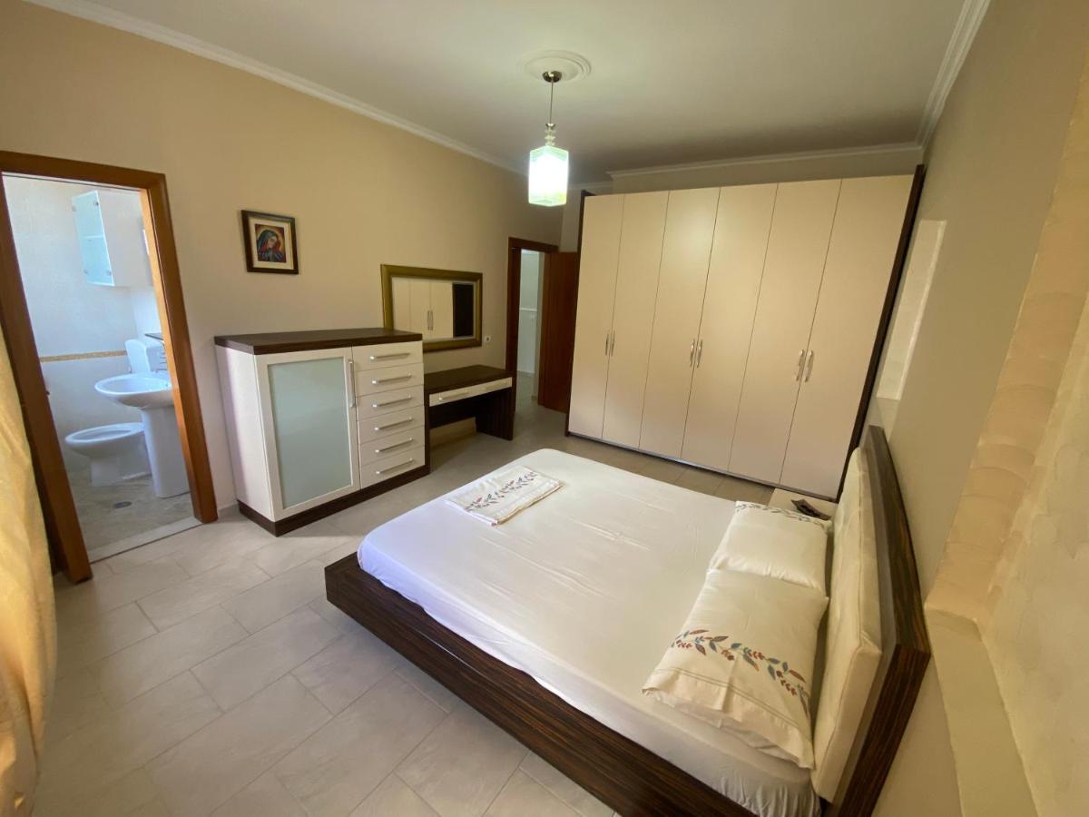 Апартаменти Marina House