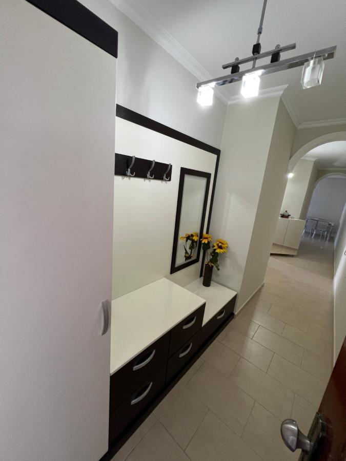 Апартаменти Marina House *